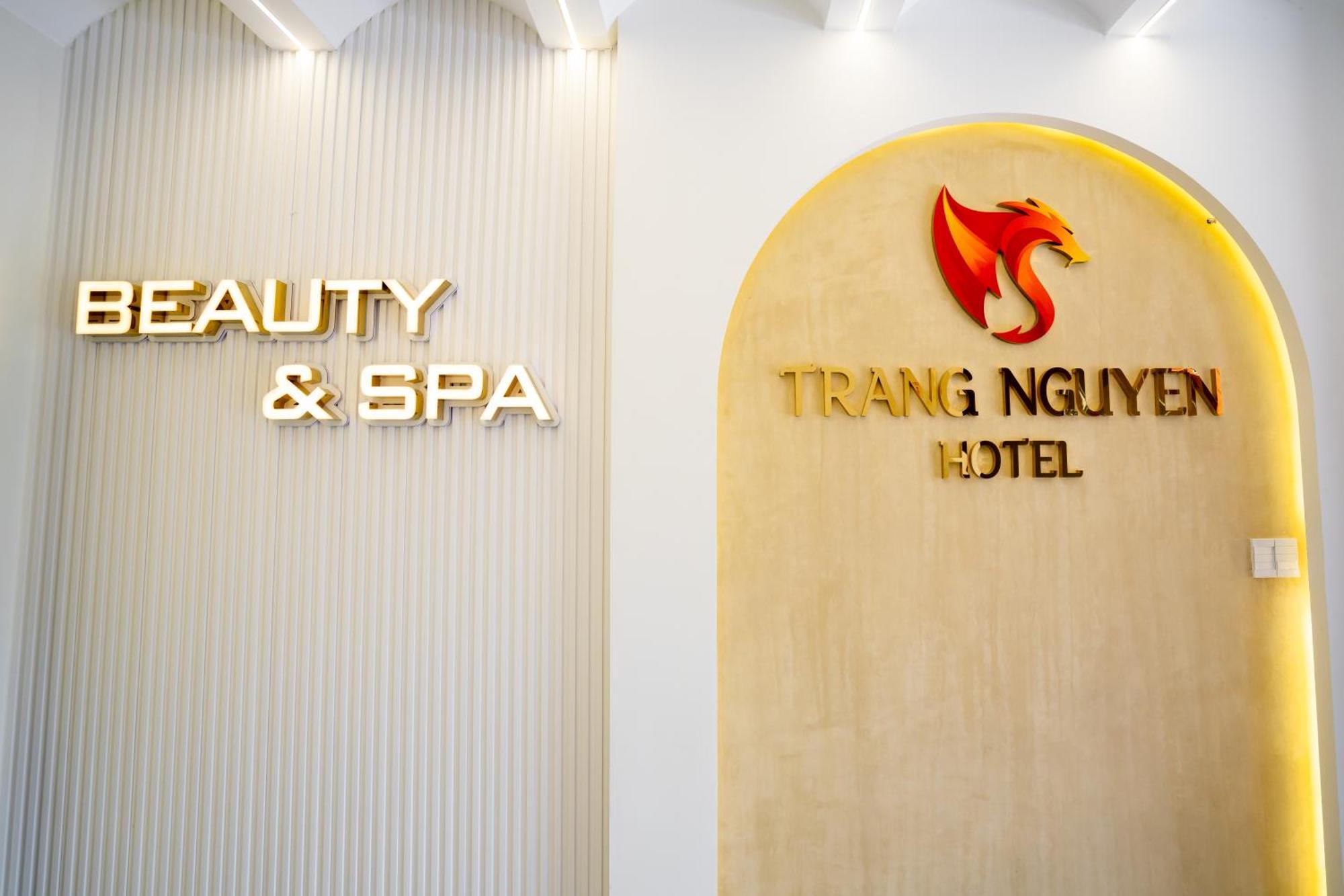 Trang Nguyen Hue Hotel Exterior photo