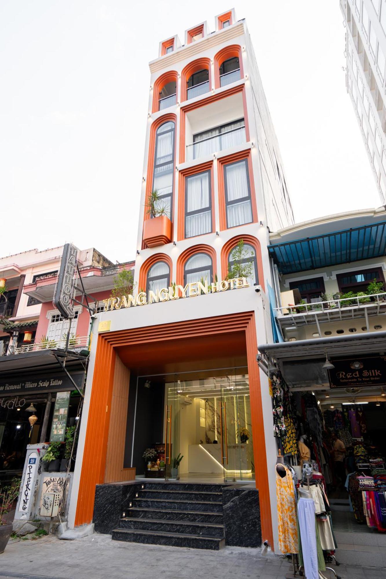 Trang Nguyen Hue Hotel Exterior photo