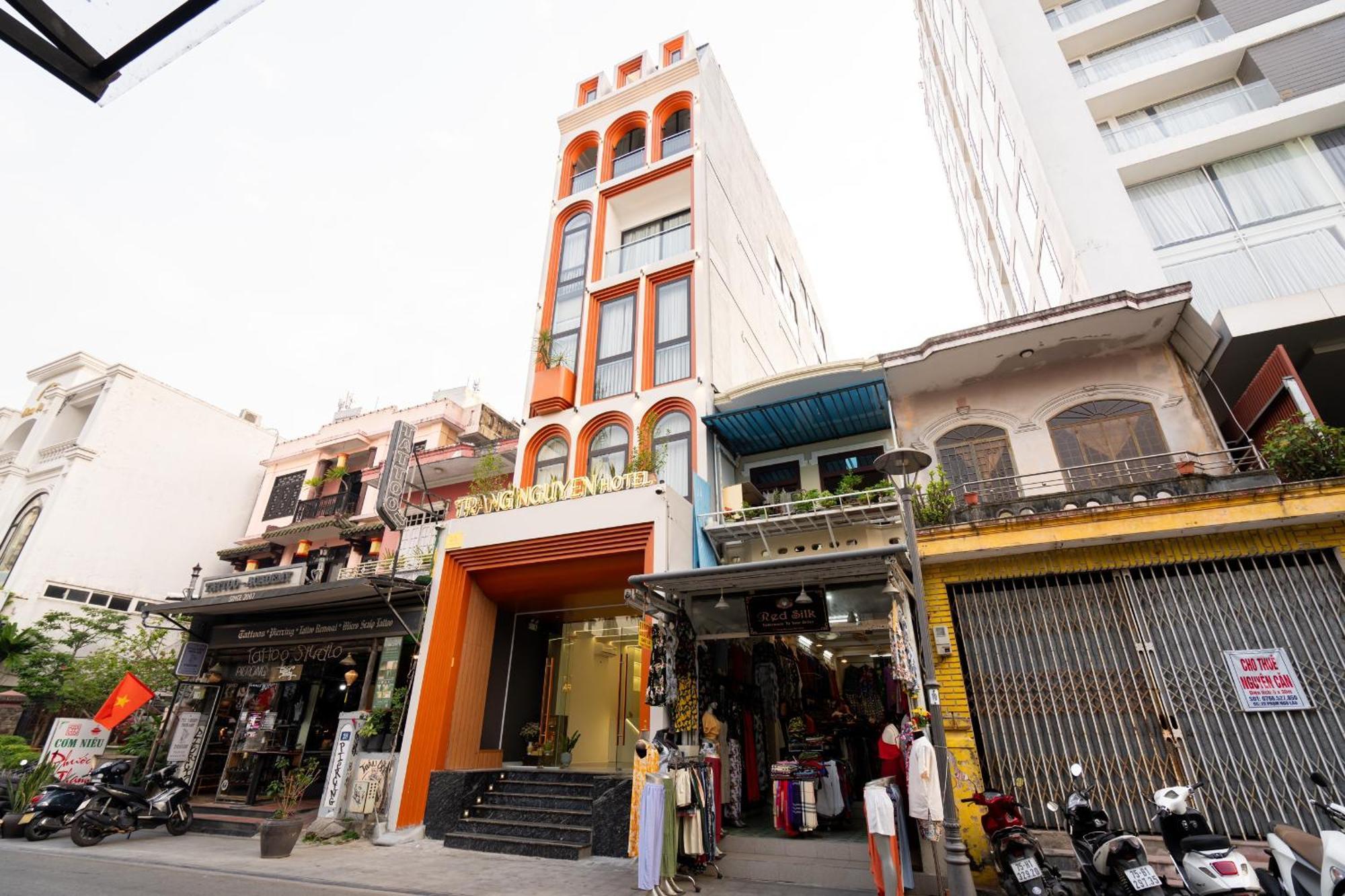 Trang Nguyen Hue Hotel Exterior photo